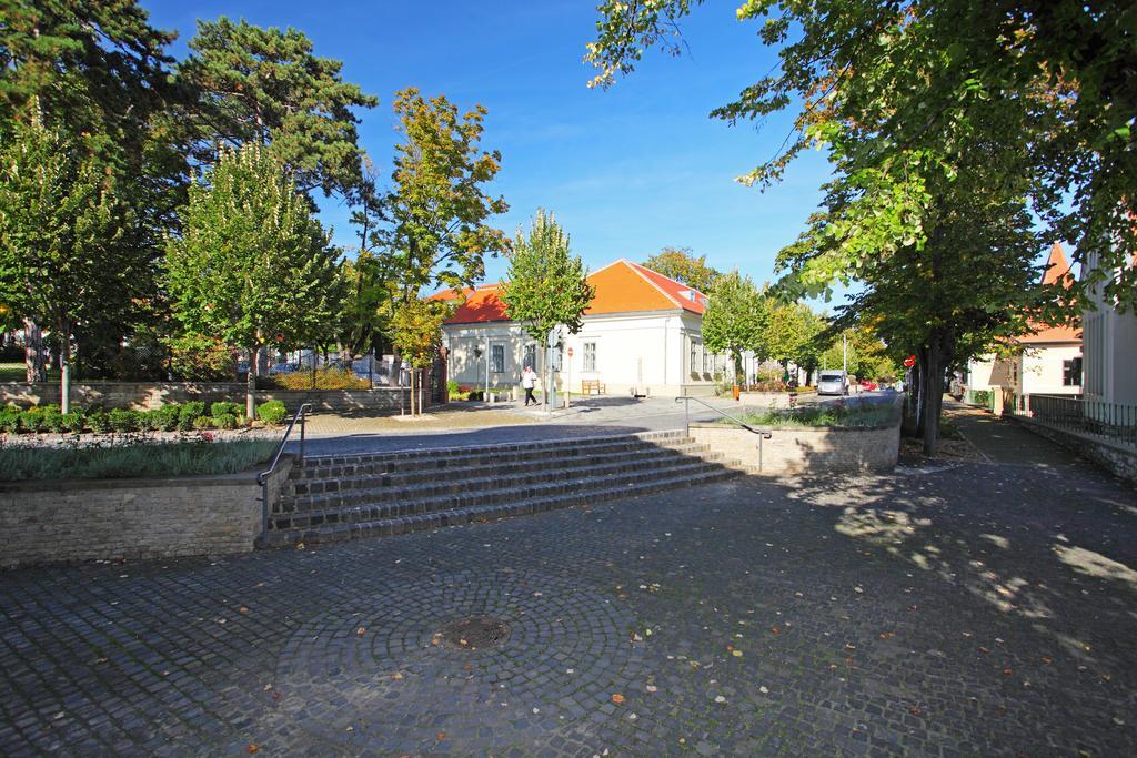 Hotel Blaha Lujza Балатонфюред Экстерьер фото