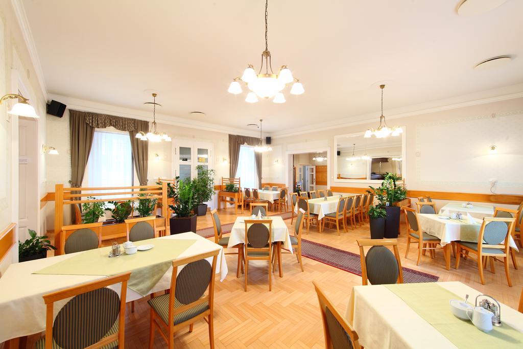 Hotel Blaha Lujza Балатонфюред Экстерьер фото